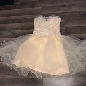 Davids bridal. Homecoming dress. Corset back. S. Worn once